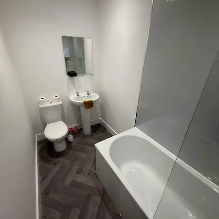 2 Bedroom Serviced In 2