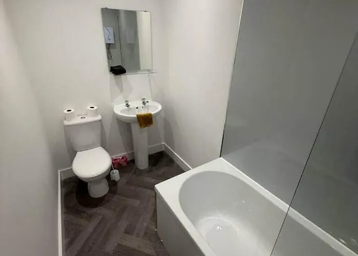 2 Bedroom Serviced In 2